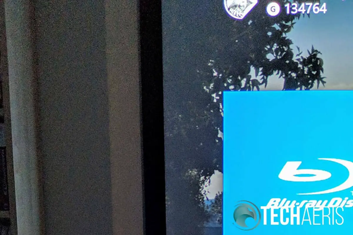 Optoma-UHD51-Light-Bleed-Shadow-Border