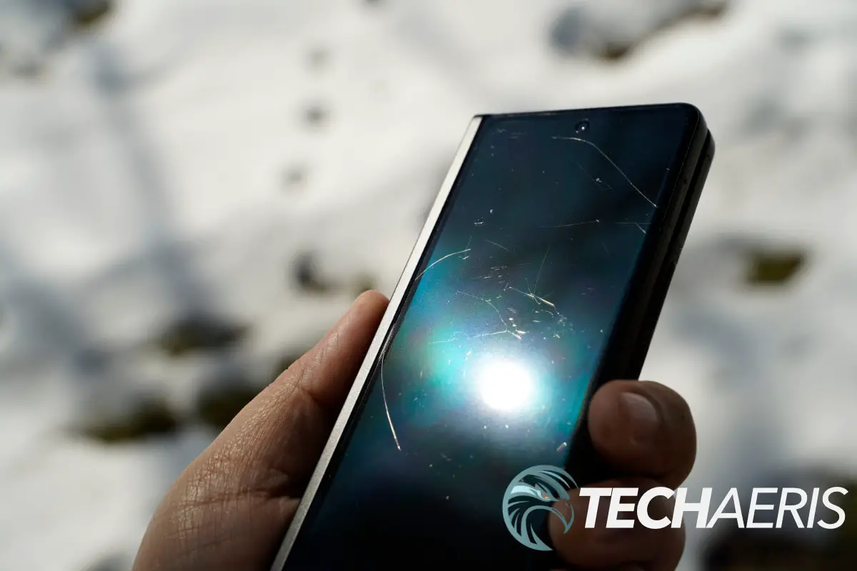Samsung Galaxy Z Fold3 5G sand damage
