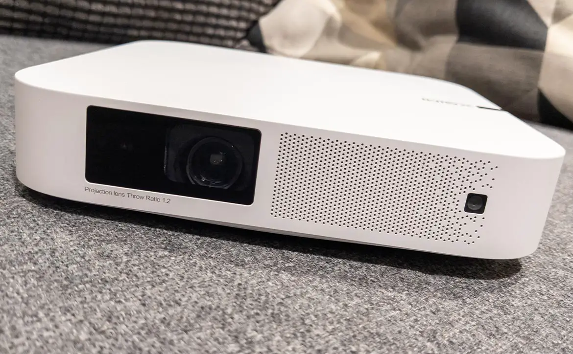 The XGIMI Elfin 1080p smart projector